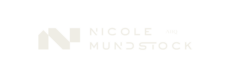 nicole mundstock arquitetura logotipo horizontal offwhite